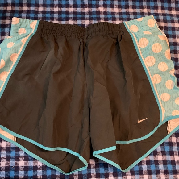 Nike Dri Fit Shorts - Picture 3 of 5